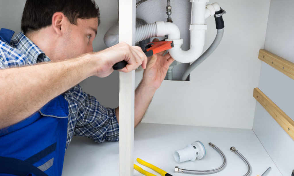 Кога се нуждаем от професионални ВиК услуги