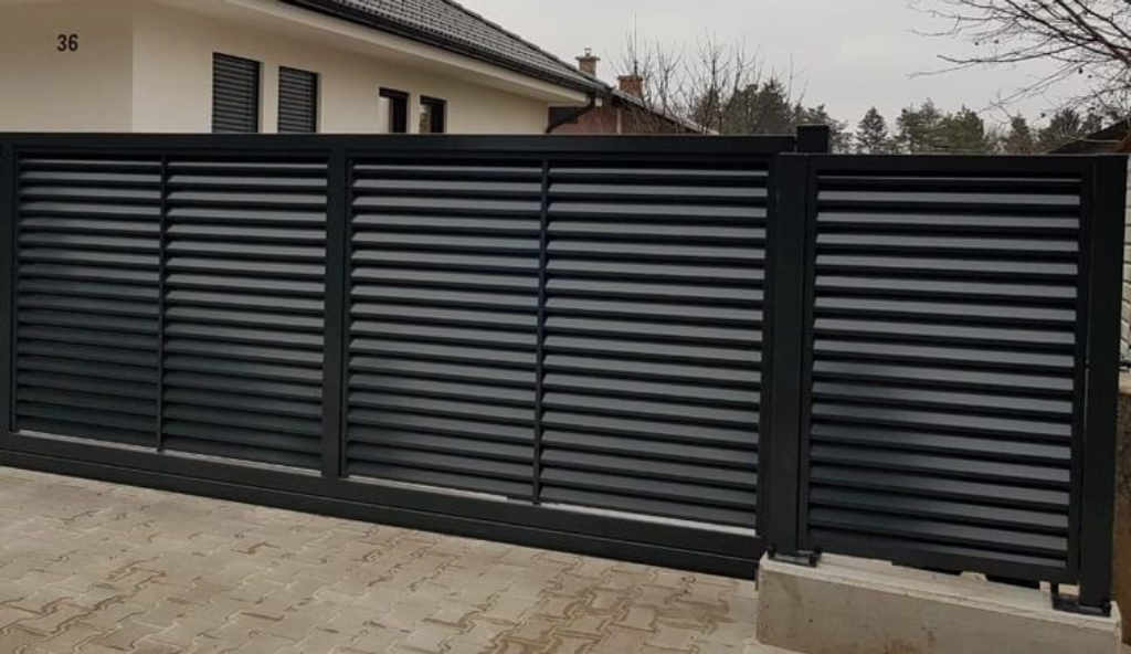 Плъзгащи интериорни врати